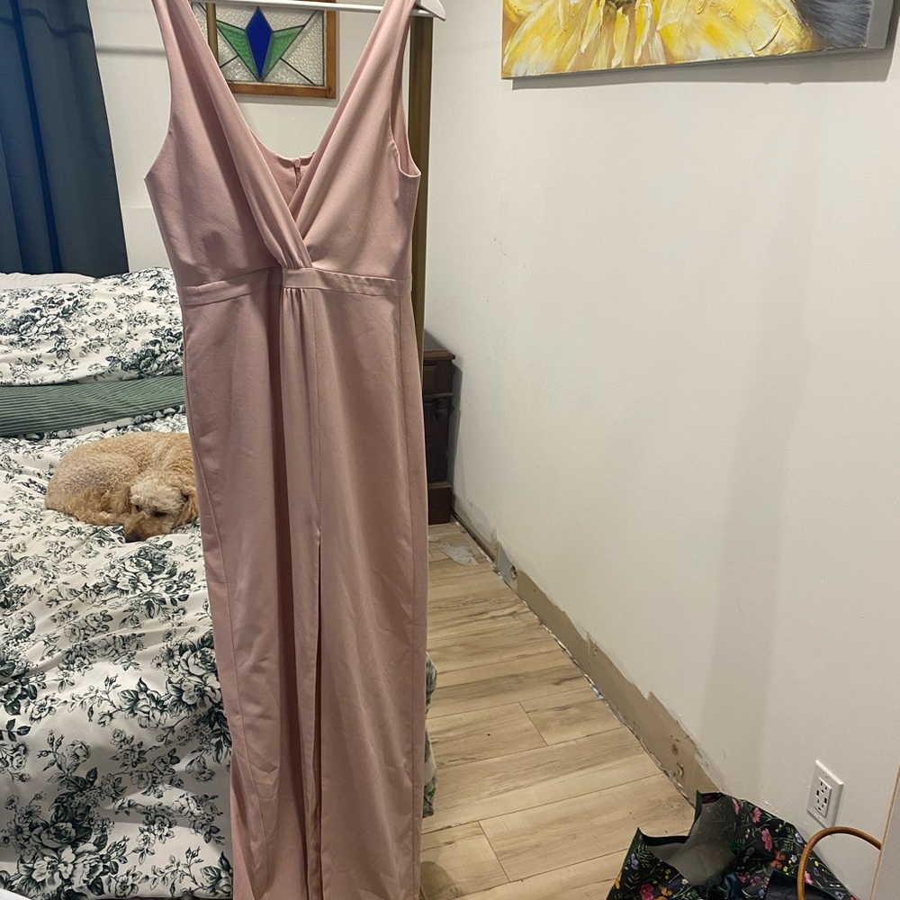 Pink Sleeveless V-Neck Maxi Gown for Wedding Guests
